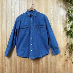 Vintage 🐚 100% cotton, denim button up